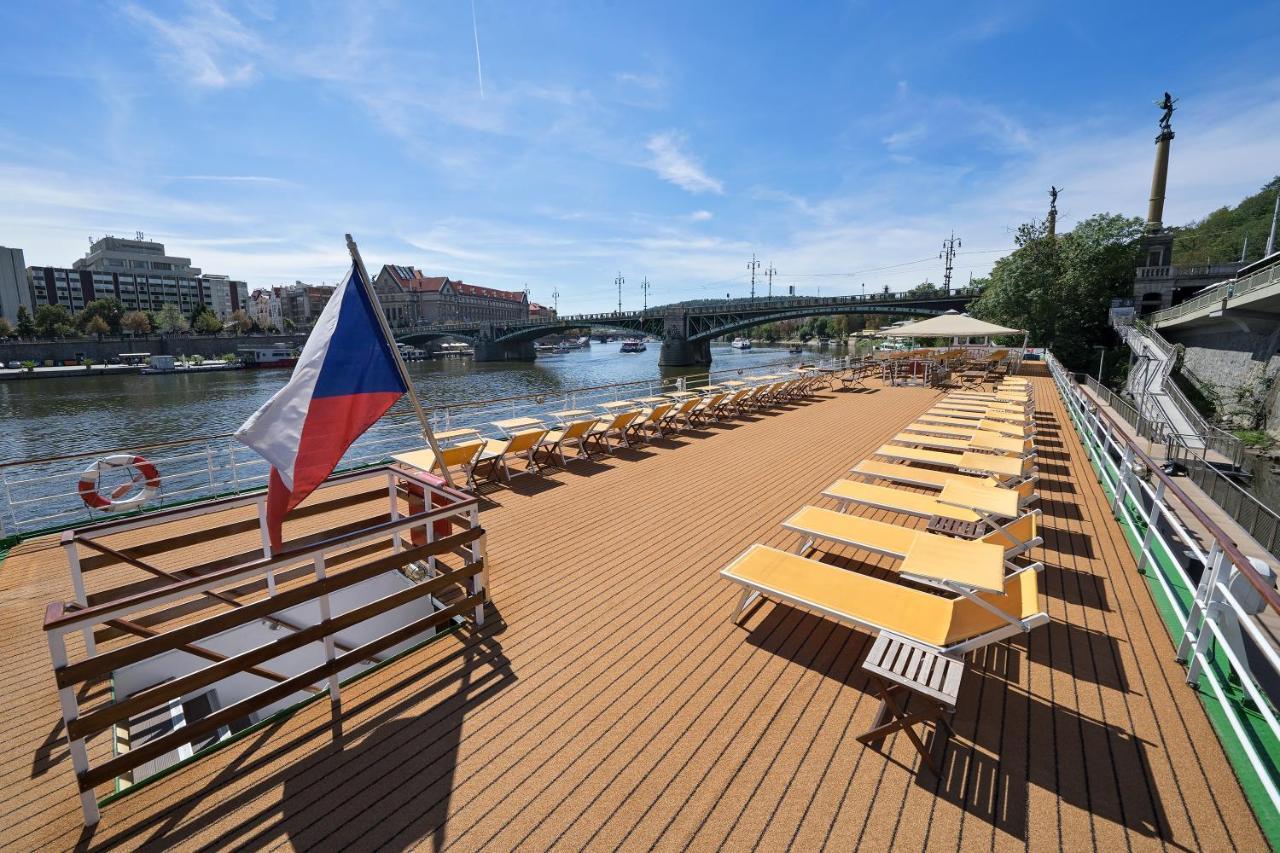 Florentina Boat Prague Exterior photo