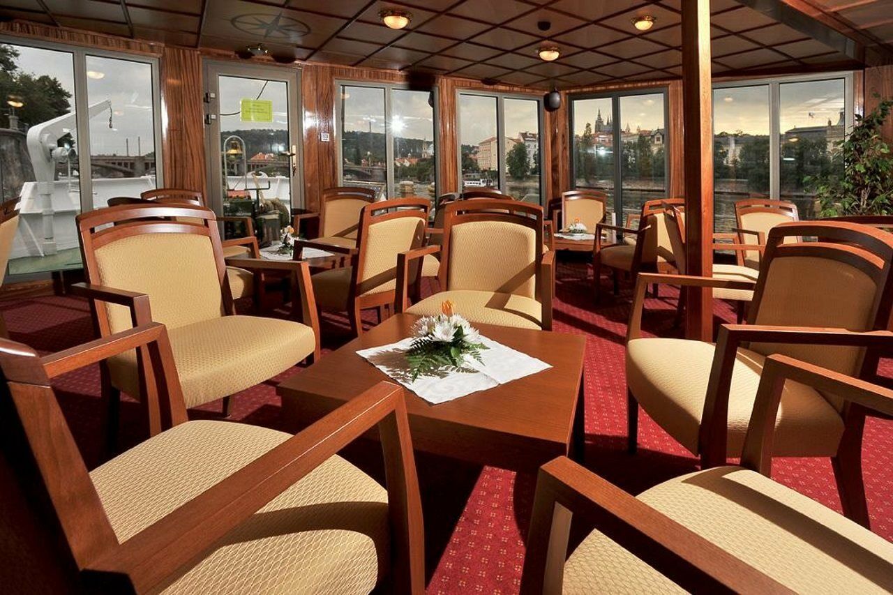 Florentina Boat Prague Exterior photo